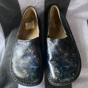 ALEGRIA comfort shoe leather slip ons sz 9 (40 eu) womens
